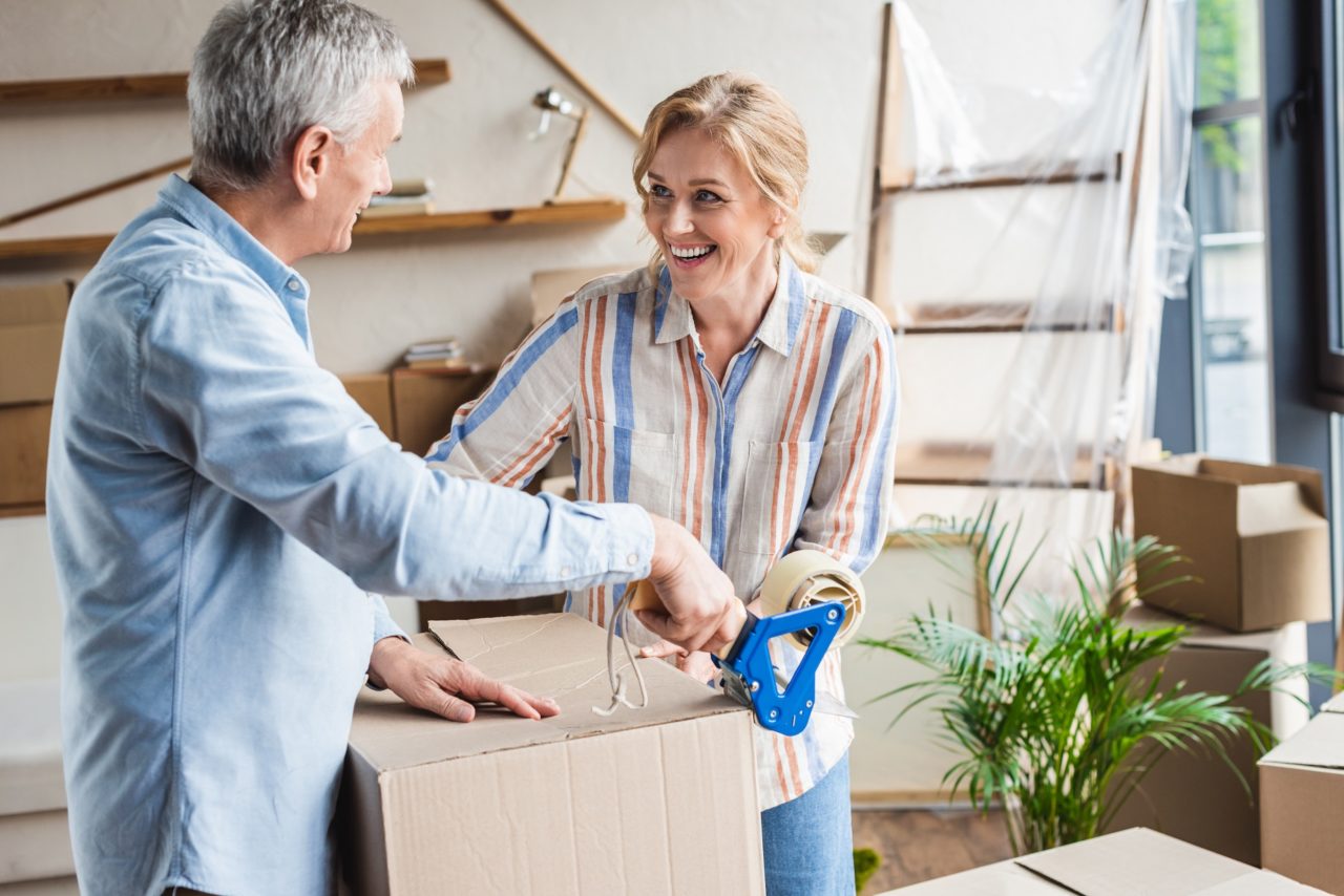 How to Help Seniors Pack for a Move